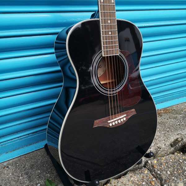 Vintage V300 Acoustic Folk Guitar Package (inc. gigbag, Strap, Tuner, Pics & Spare Strings) on Sale