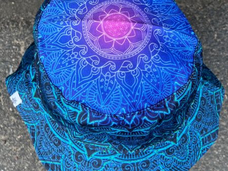 Cameron Gray -  Mandala Love  - Reversible Bucket Hat Online now