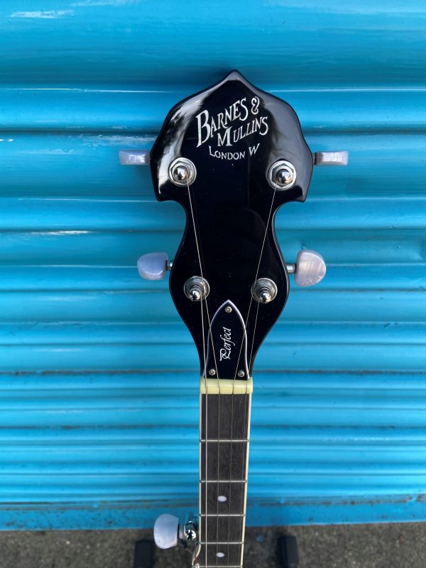 Barnes & Mulins  Perfect  5 String Banjo For Cheap