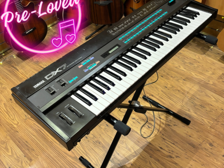 Yamaha DX7 Synthesiser Pre Loved including Hardcase and sustain pedal Online