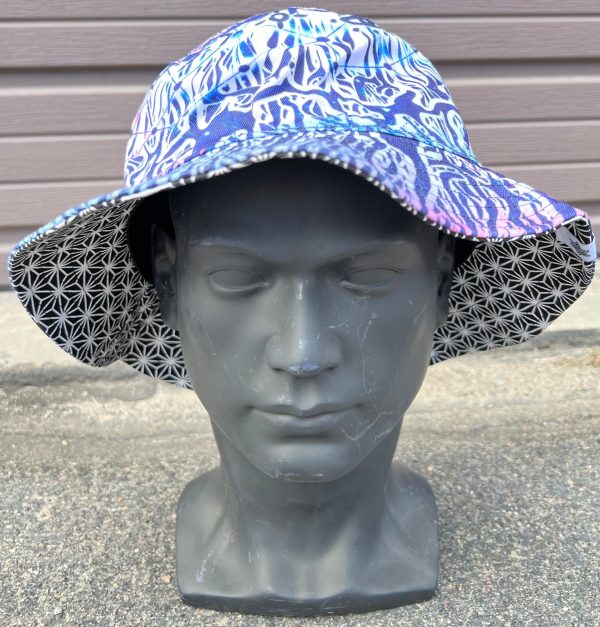 Cameron Gray -  Waiting Bliss  - Reversible Bucket Hat Online