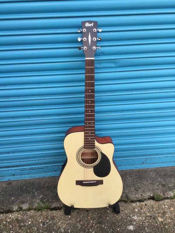 Cort AF515CE Electro Acoustic Guitar with Cutaway Fashion